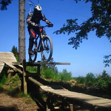 Welcome In - 'leni' Naast De Piste, Met Balkon, Sauna En Zwembad * Winterberg