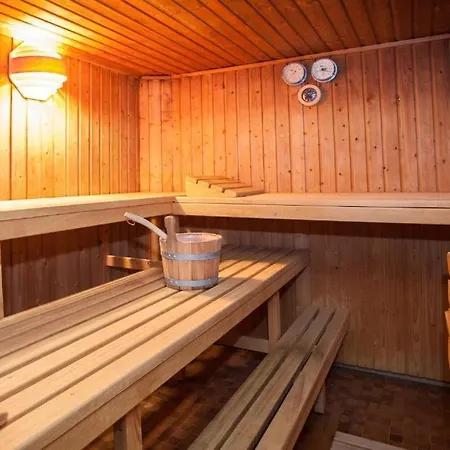 Welcome In - 'leni' Naast De Piste, Met Balkon, Sauna En Zwembad דירה *